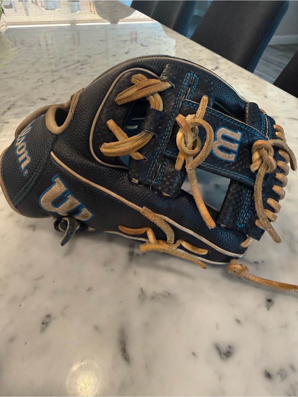 A2000 Black Leather Baseball Glove With Tan Laces
